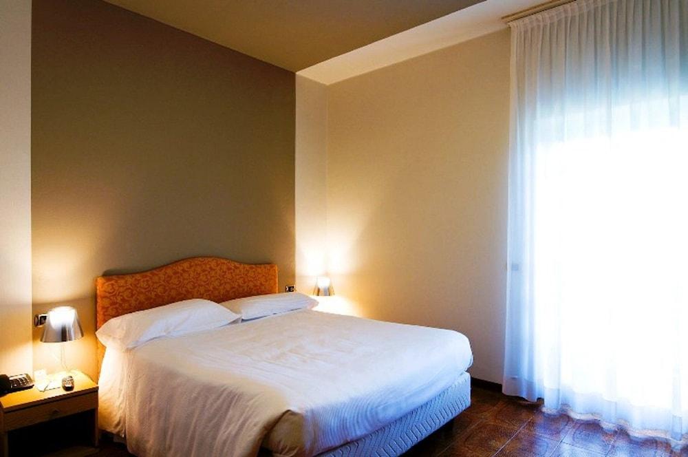 Hotel Milano Alpen Resort Meeting&Spa Castione della Presolana Bagian luar foto